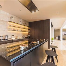 Luxury 7 Bedroom Dubrovnik Beachfront Villa with Infinity Pool, Sleeps 14